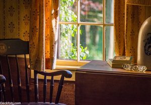 Salt Box Living Room Farm Window Web